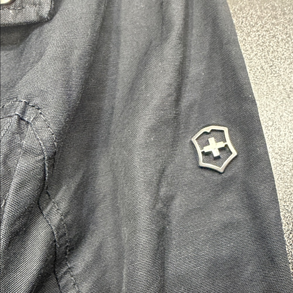 Victorinox Swiss Army Black Highlander VII Jacket - Picture 7 of 10